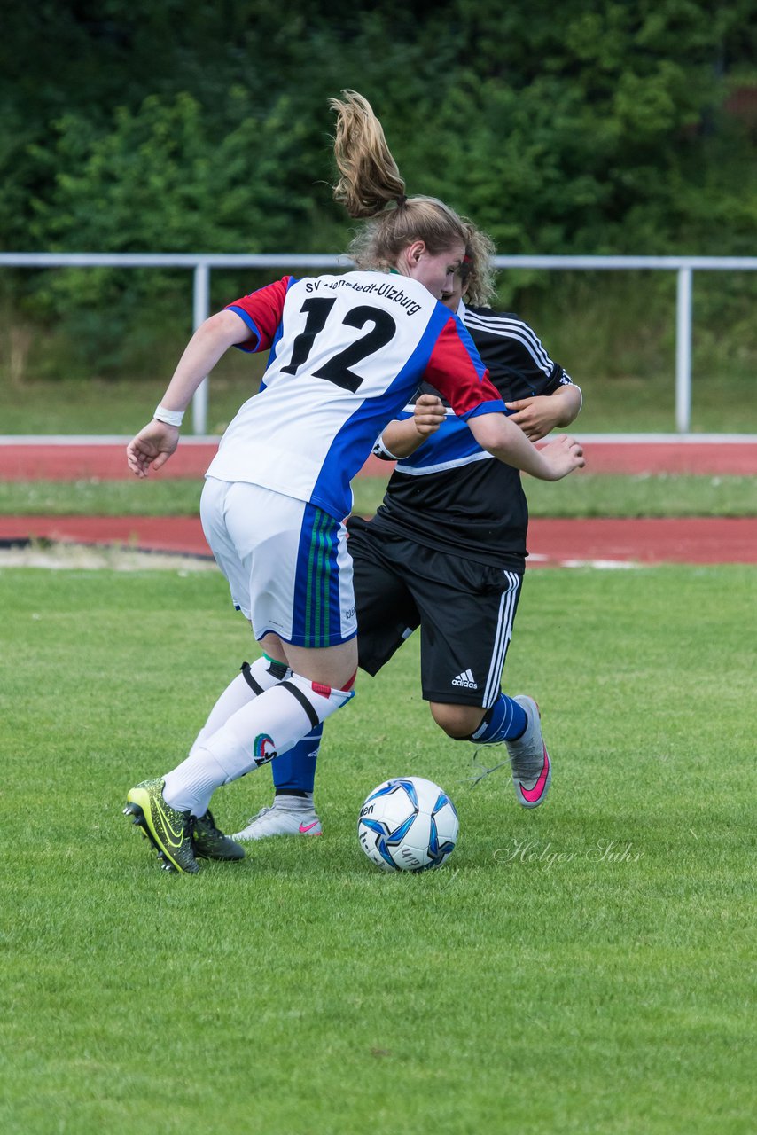 Bild 204 - wBJ SV Henstedt Ulzburg - Hamburger SV : Ergebnis: 0:2